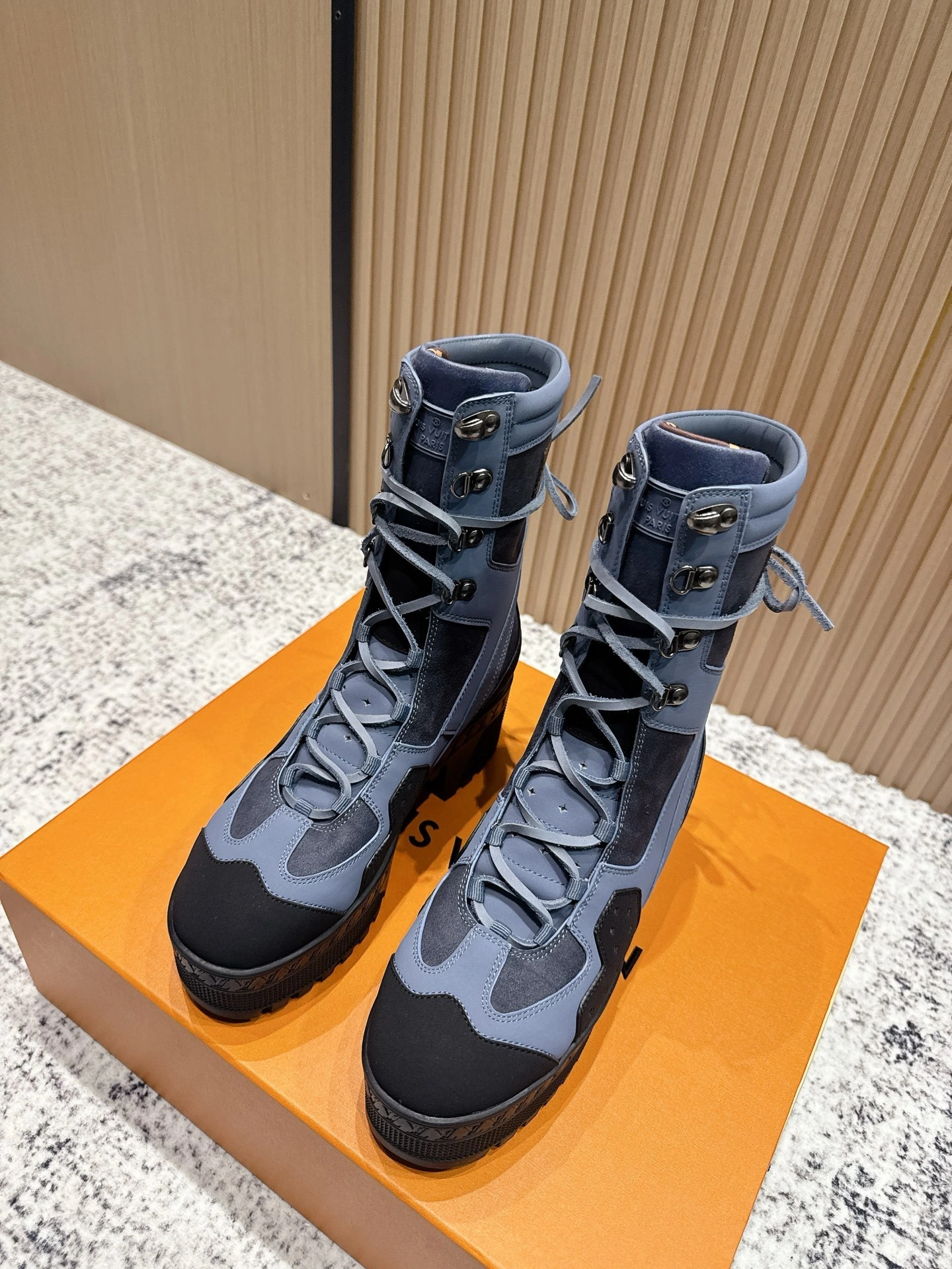 COCO-- 8V 1AISCZ cowhide Heel height ：7cm Waterproof：3.5cm item:E-X362J2913